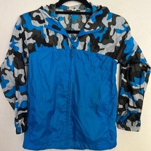 Kids packable windbreaker jacket